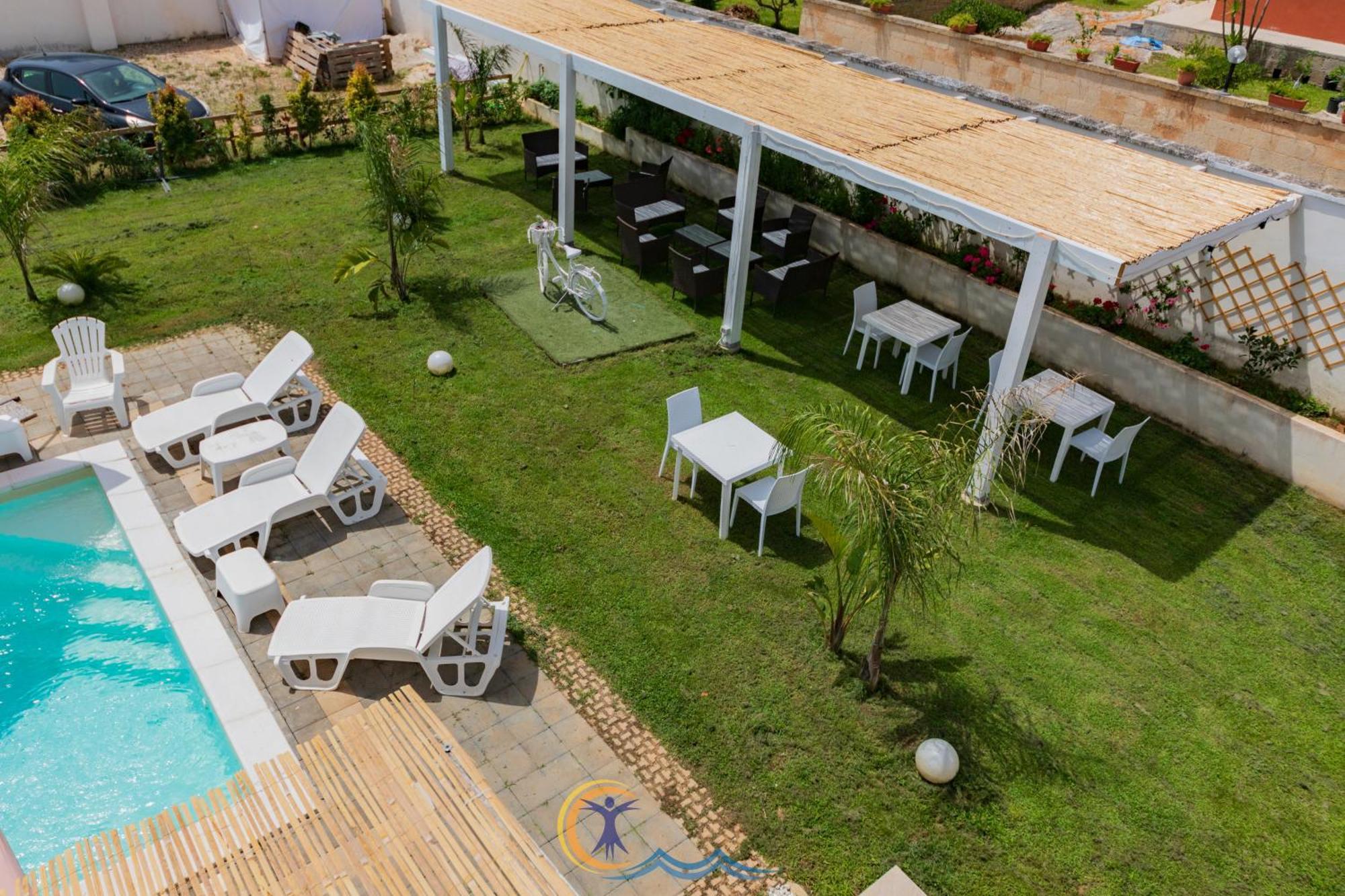Villa Leonardo San Foca - Room, Pool & Restaurant Exterior foto
